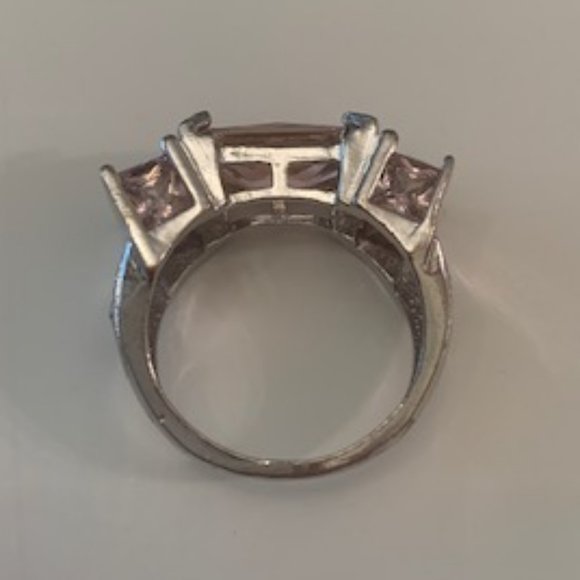 Pale Pink Stone Ring - Sterling Silver - Picture 3 of 3